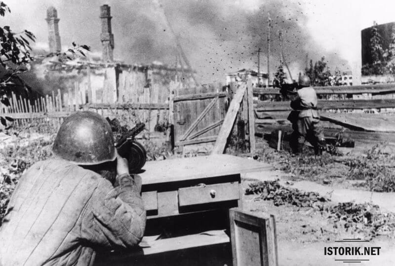 Окраина города Ленинград, 1942