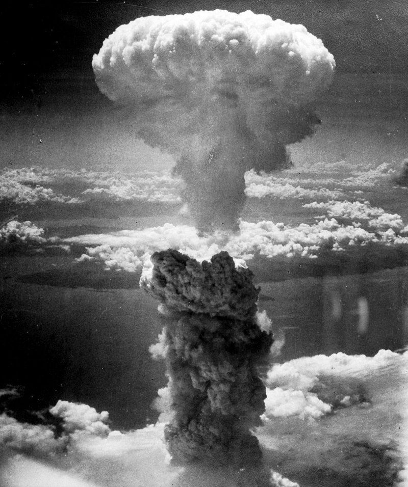 Грибное облако над Нагасаки, 9 августа 1945 года